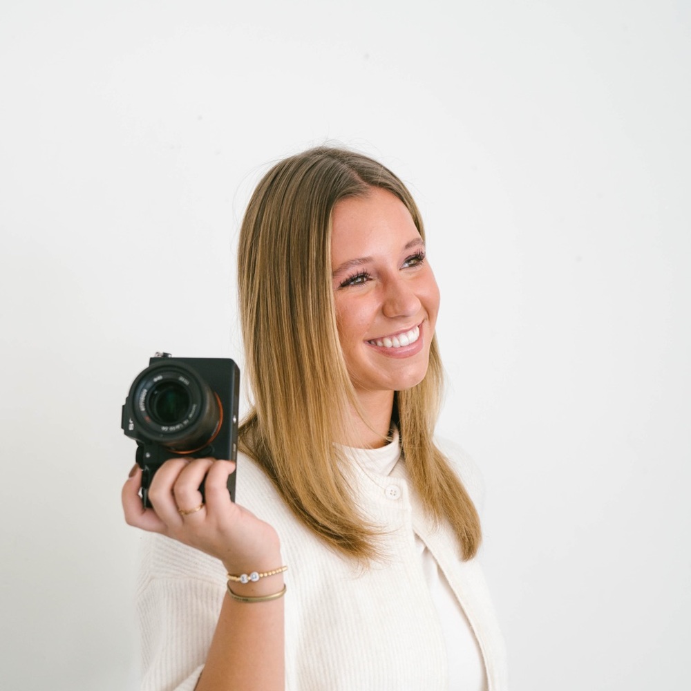 Meet your Posher, Esther